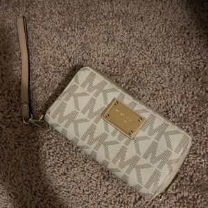 MK wallet